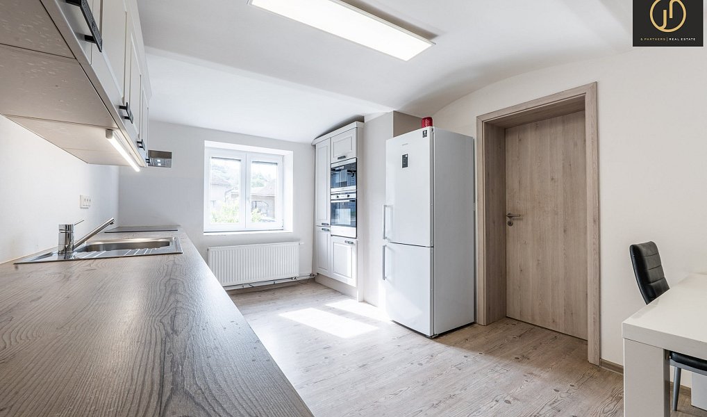 Prodej domu 203 m² s pozemkem 1 153 m², Hředle – náhled fotky 34