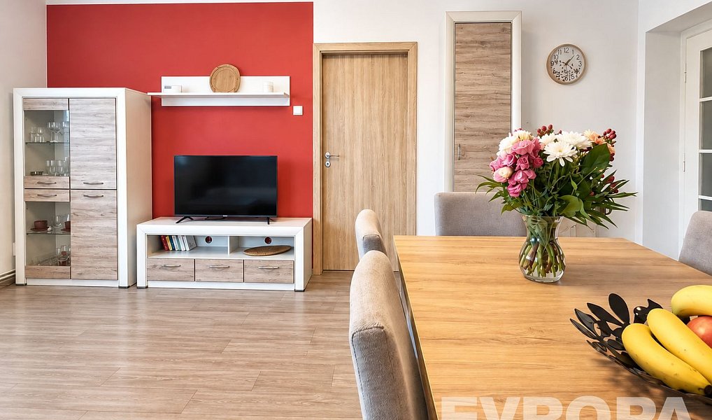 Prodej bytu 2+kk 60 m², Jilemnice – náhled fotky 2