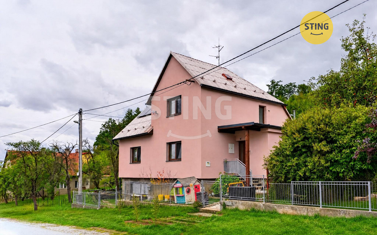 Prodej domu 147 m² s pozemkem 829 m²