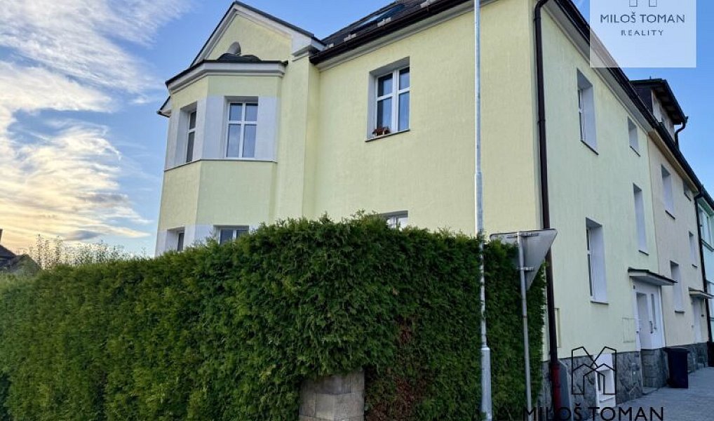 Prodej domu 250 m² s pozemkem 410 m², Klatovy – náhled fotky 3