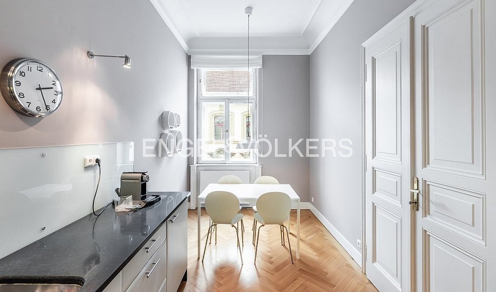 Pronájem bytu 2+1 72 m², Praha – náhled fotky 4