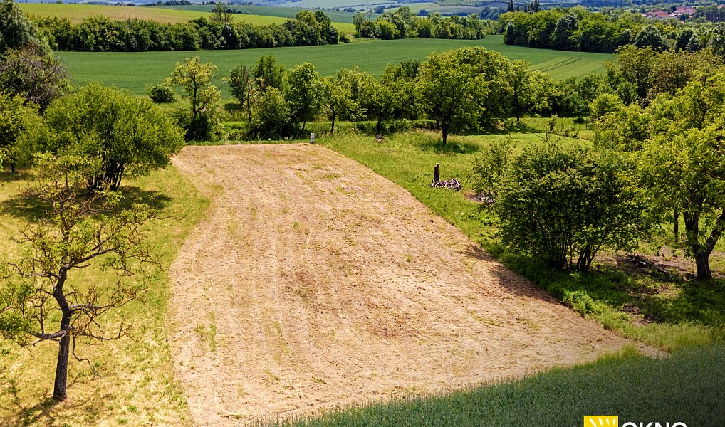 Prodej stavebního pozemku 1 041 m², Tučapy – náhled fotky 4