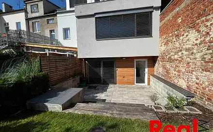 Pronájem domu 130 m² s pozemkem 248 m², Klíny, Brno - Židenice