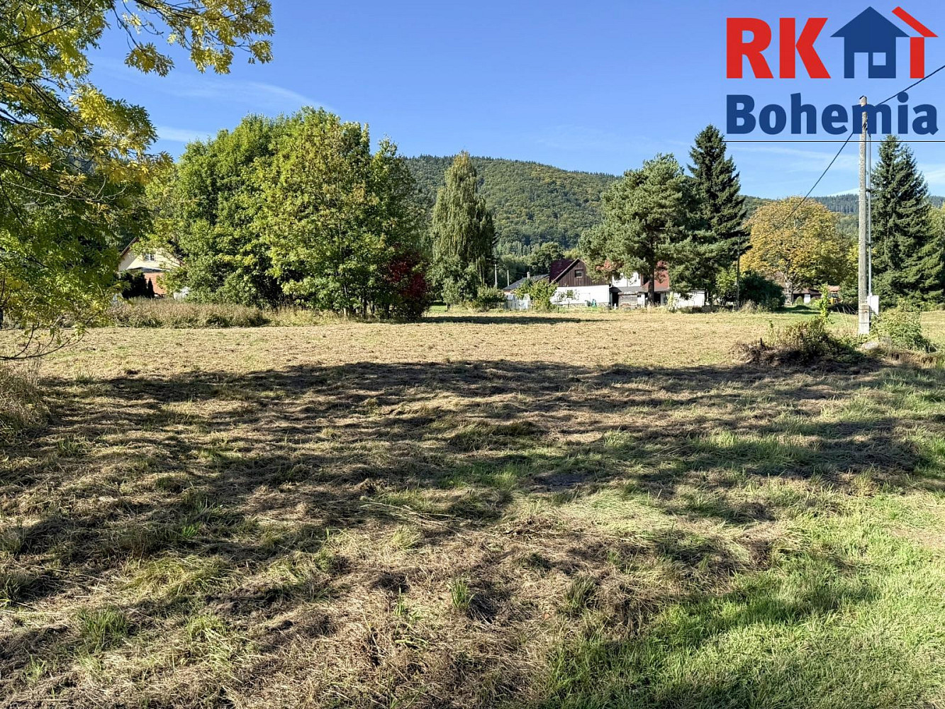 Prodej stavebního pozemku 1 222 m² – fotografie 4