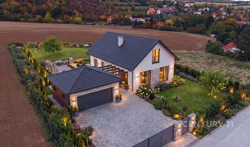 Prodej stavebního pozemku 2 877 m², Vonoklasy – náhled fotky 4