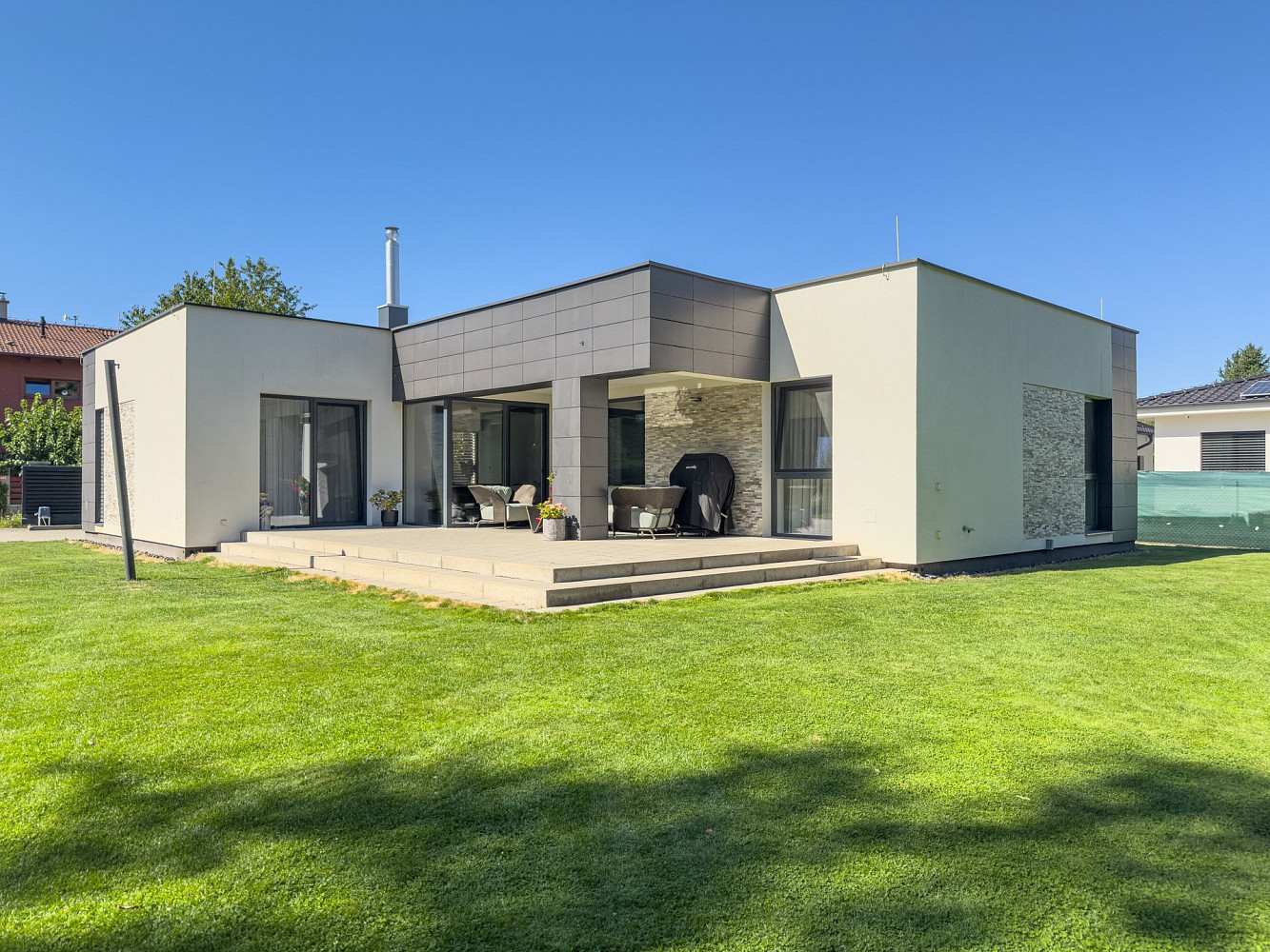 Prodej domu 181 m² s pozemkem 951 m²