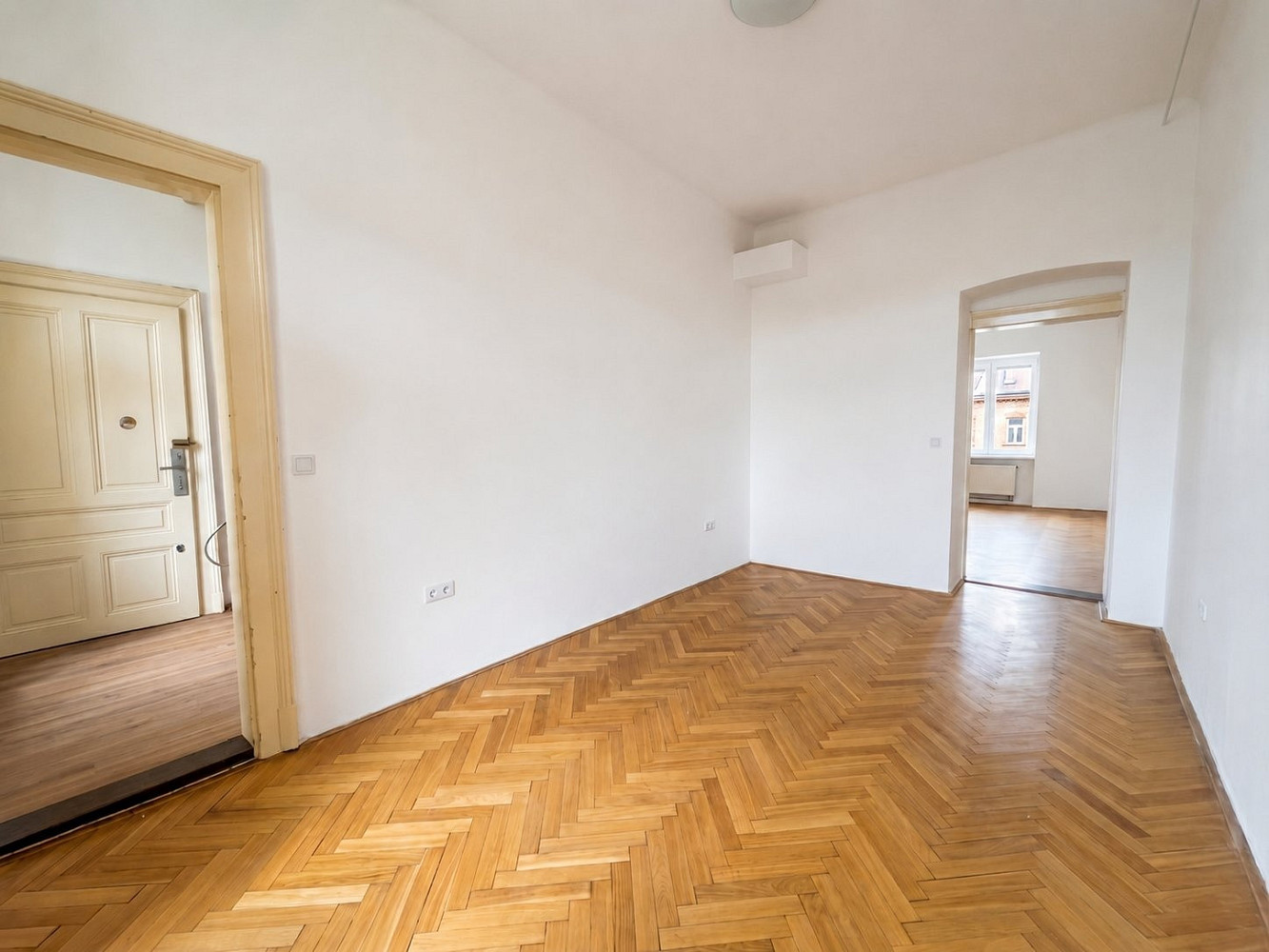 Prodej bytu 2+1 48 m² – fotografie 2