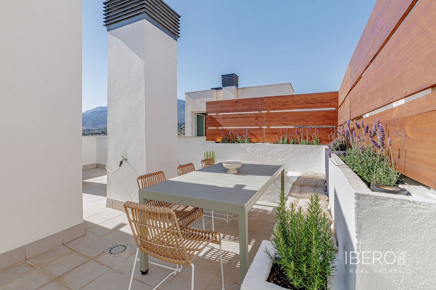 Piso 3+kk – Estepona, Barriada Islas Canarias - Más