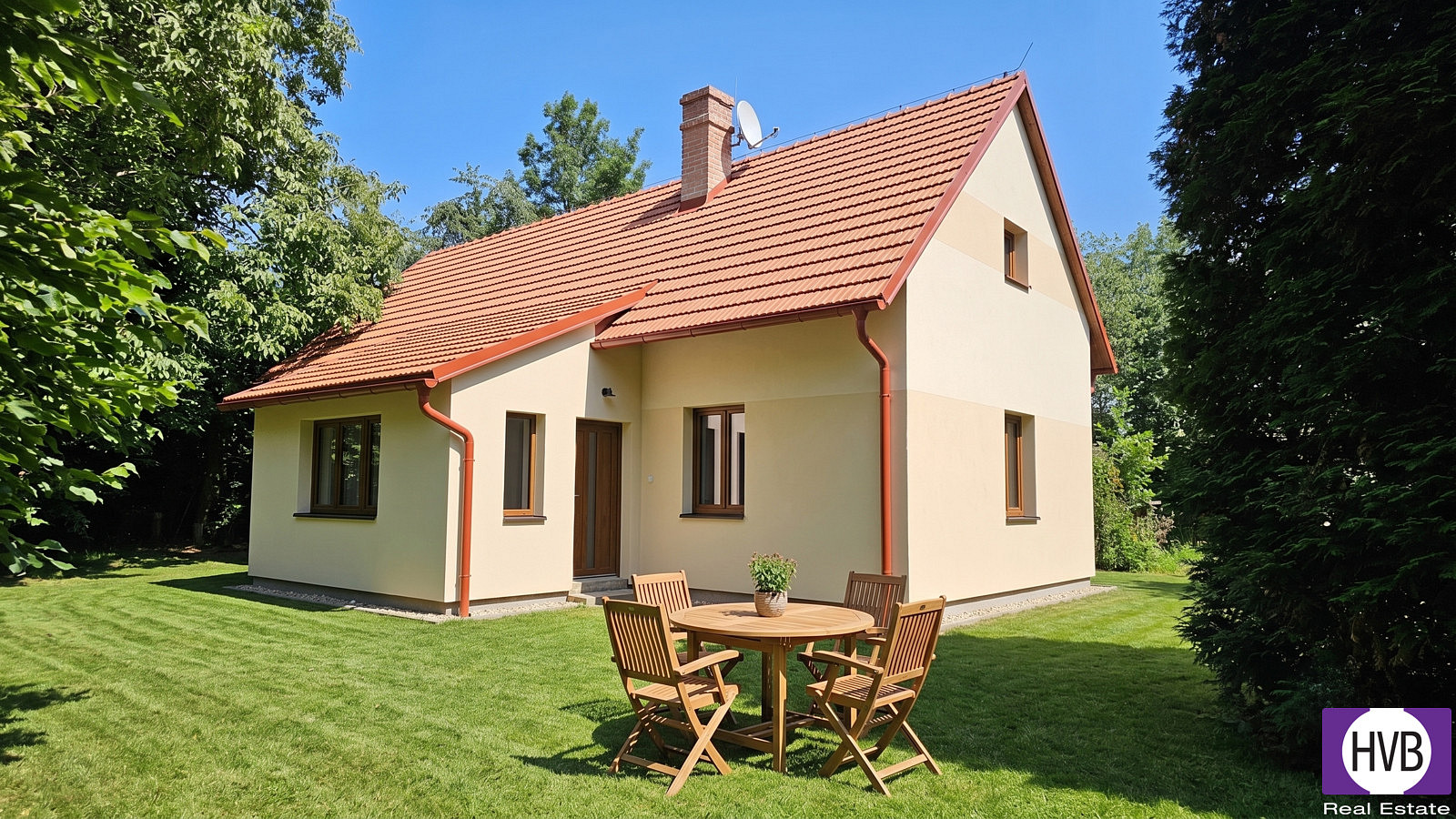 Prodej domu 105 m² s pozemkem 3 999 m²
