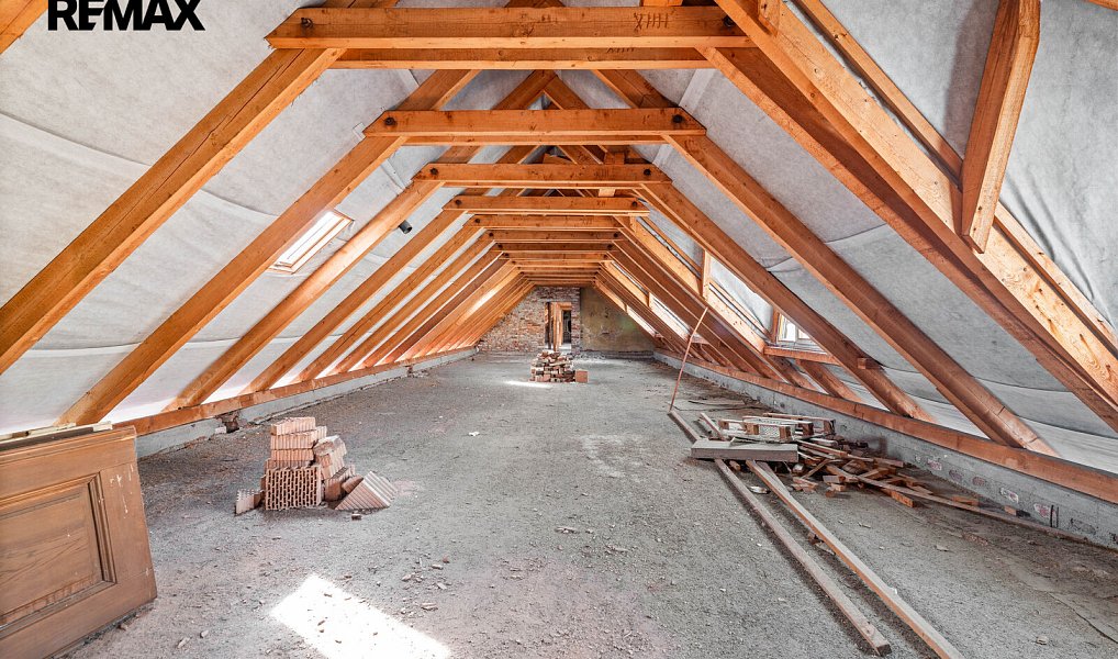 Prodej nájemního domu, činžáku 1 123 m², Jindřichův Hradec – náhled fotky 19