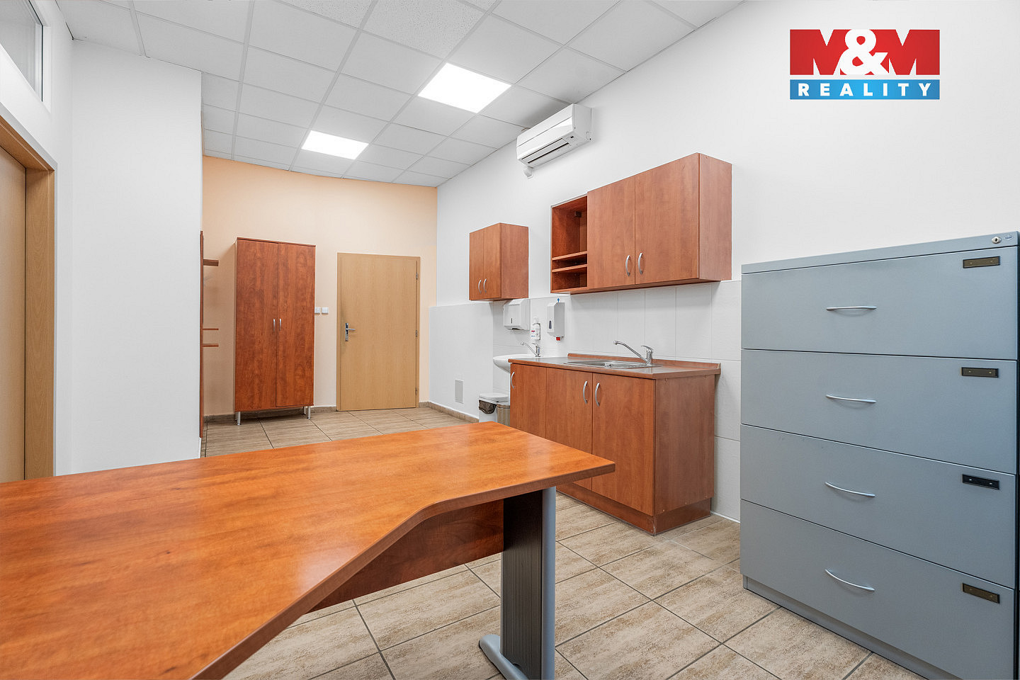 Pronájem obchodních prostor 44 m² — photo 4