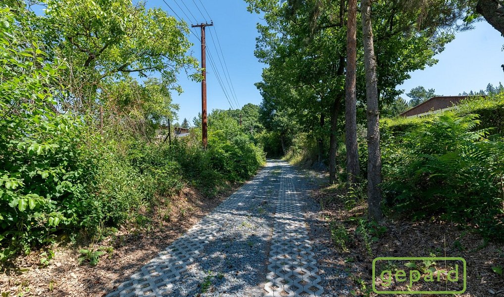 Prodej stavebního pozemku 900 m², Dolany – náhled fotky 4