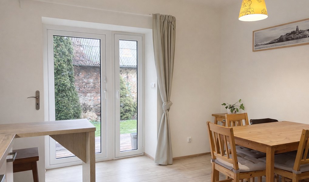 Prodej domu 150 m² s pozemkem 1 146 m², Hnojice – náhled fotky 2