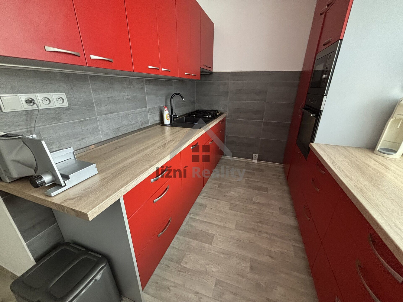 Prodej bytu 3+1 82 m² – fotografie 3