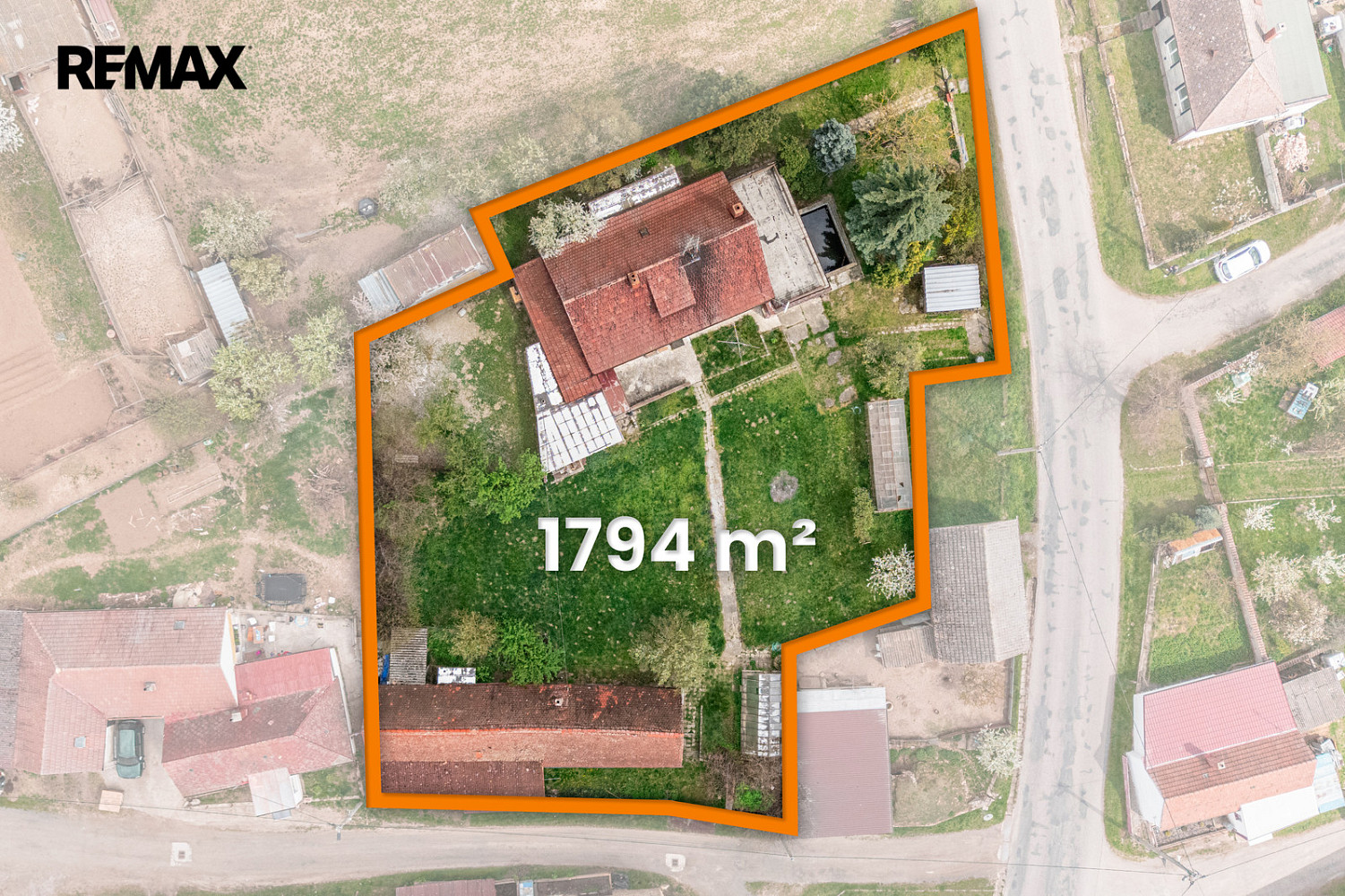 Prodej domu 143 m² s pozemkem 1 794 m² — photo 4