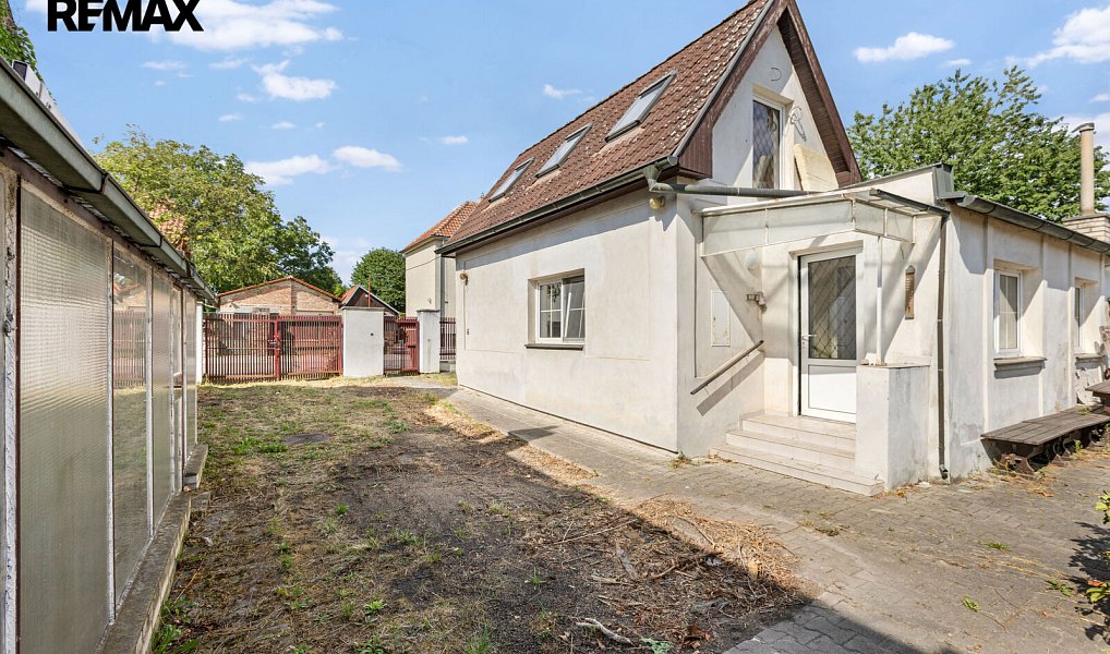 Prodej domu 110 m² s pozemkem 619 m², Šestajovice – náhled fotky 6