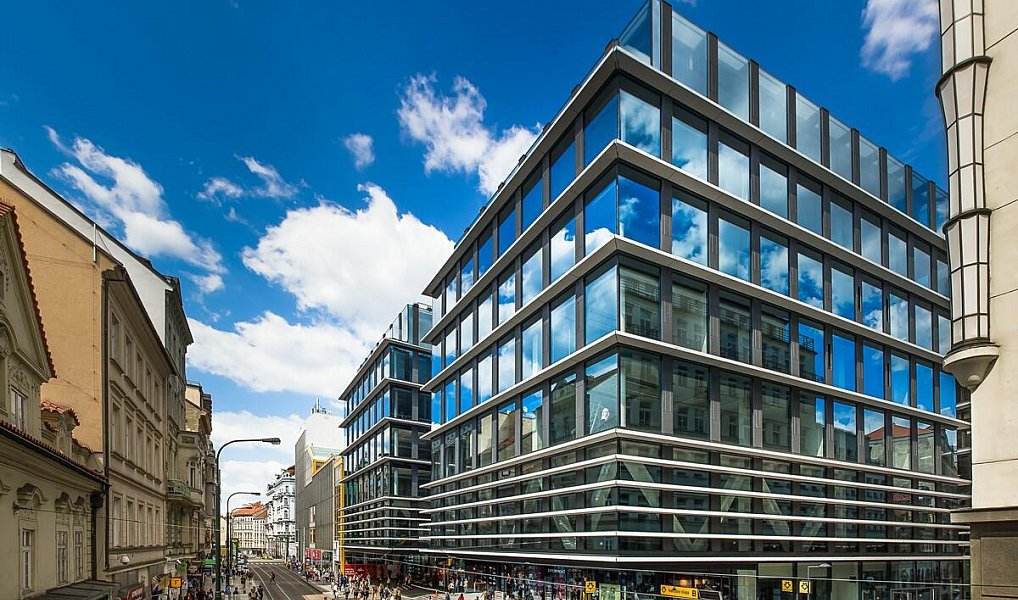 Pronájem kanceláře 660 m², Praha – náhled fotky 3