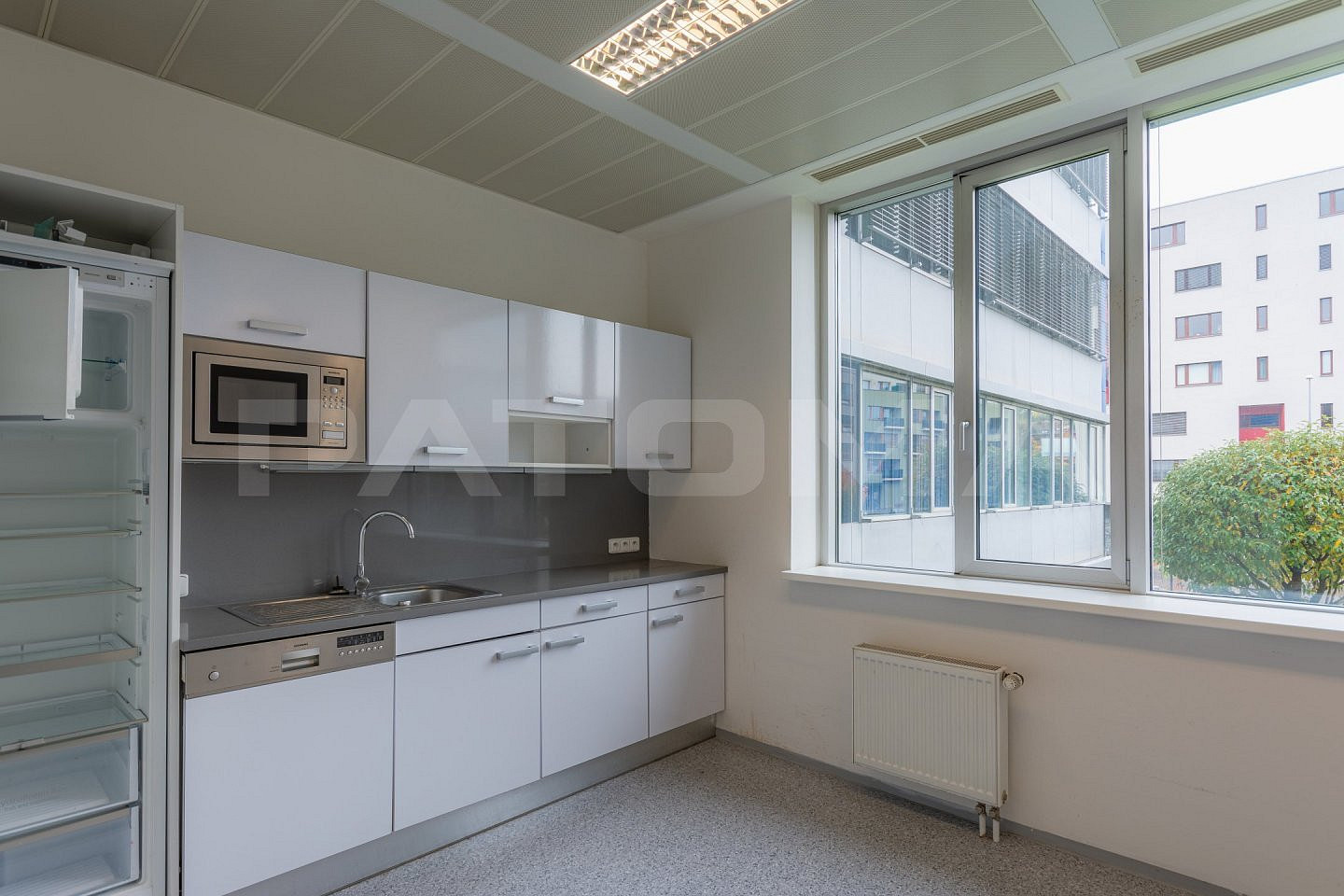 Pronájem kancelářských prostor o výměře 393 m² v objektu Technopark, ul. Pekařská (Praha 5) – další