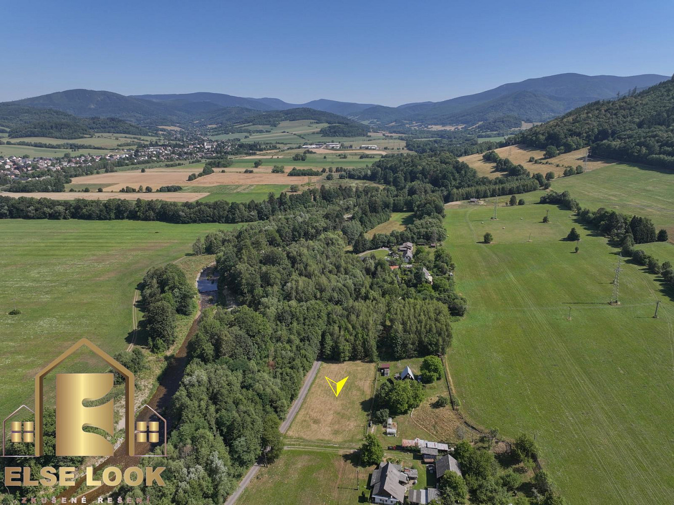 Prodej stavebního pozemku 1 227 m² – fotografie 2