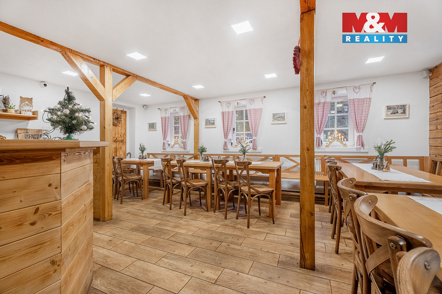 Prodej restaurace 300 m² — photo 3
