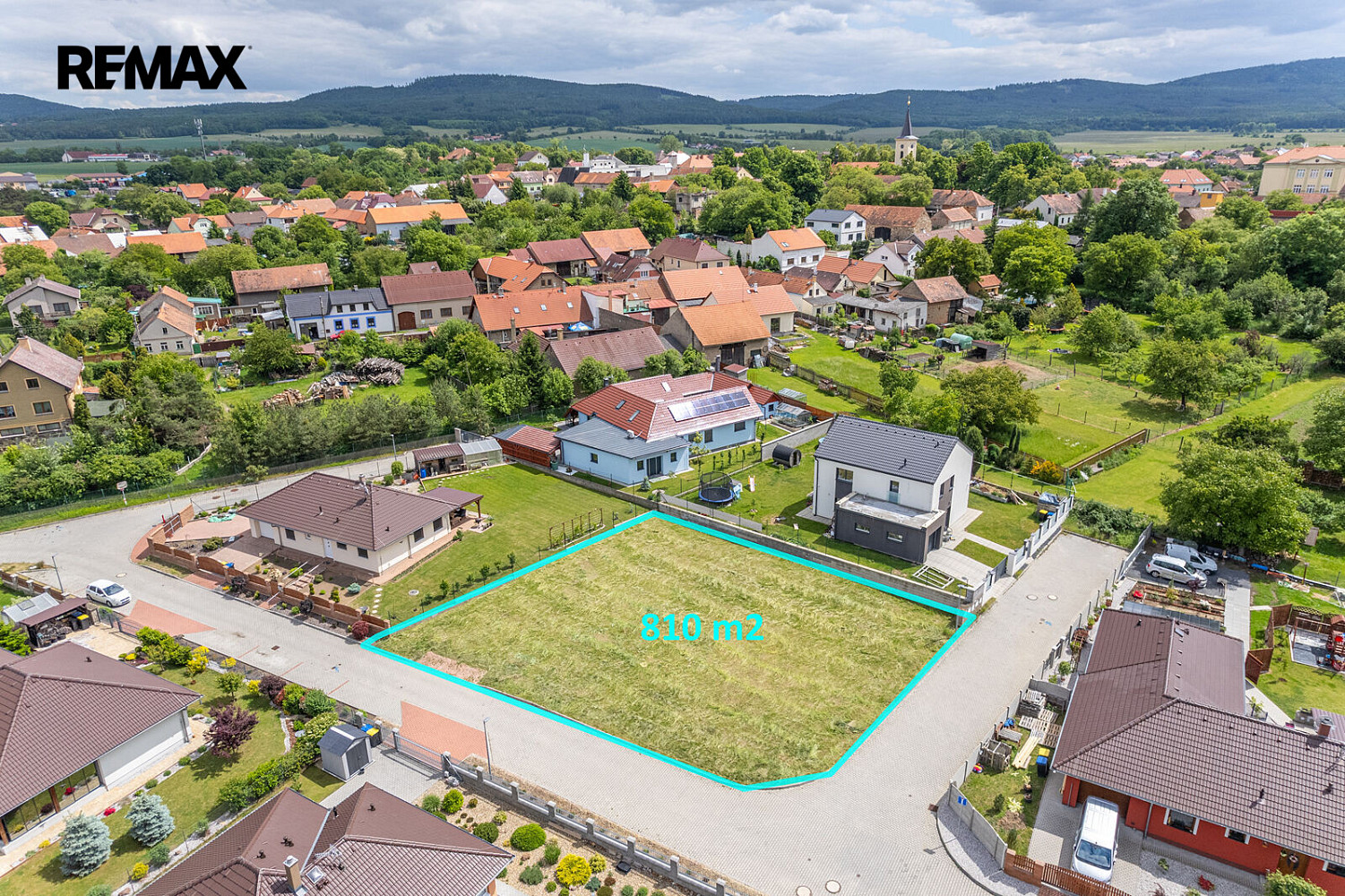 Prodej stavebního pozemku 810 m²