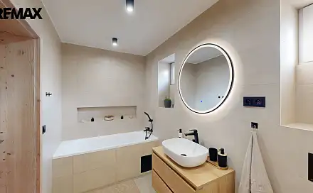Prodej domu 194 m² s pozemkem 317 m², Školní, Varnsdorf, okres Děčín
