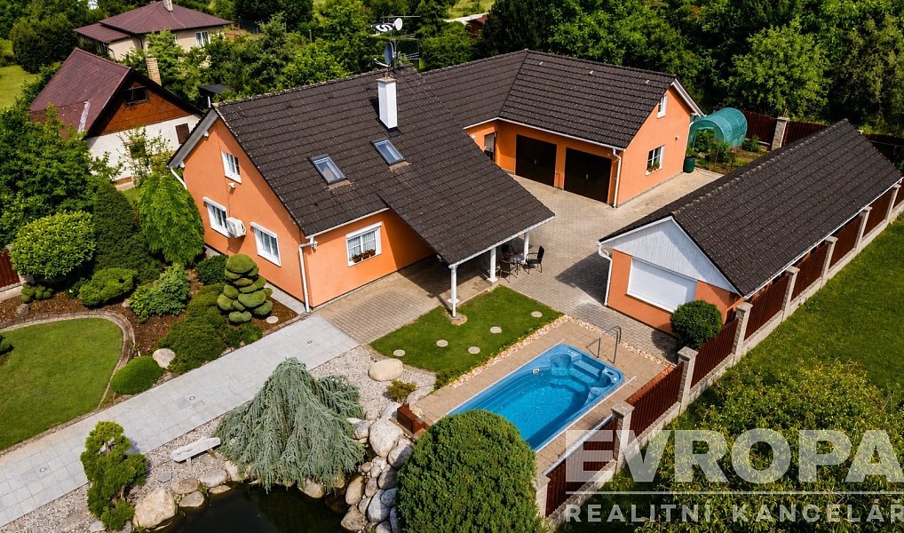 Prodej domu 298 m² s pozemkem 1 166 m², Nová Ves pod Pleší – náhled fotky 2