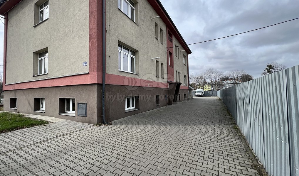 Prodej nájemního domu, činžáku 700 m², Ostrava – náhled fotky 4