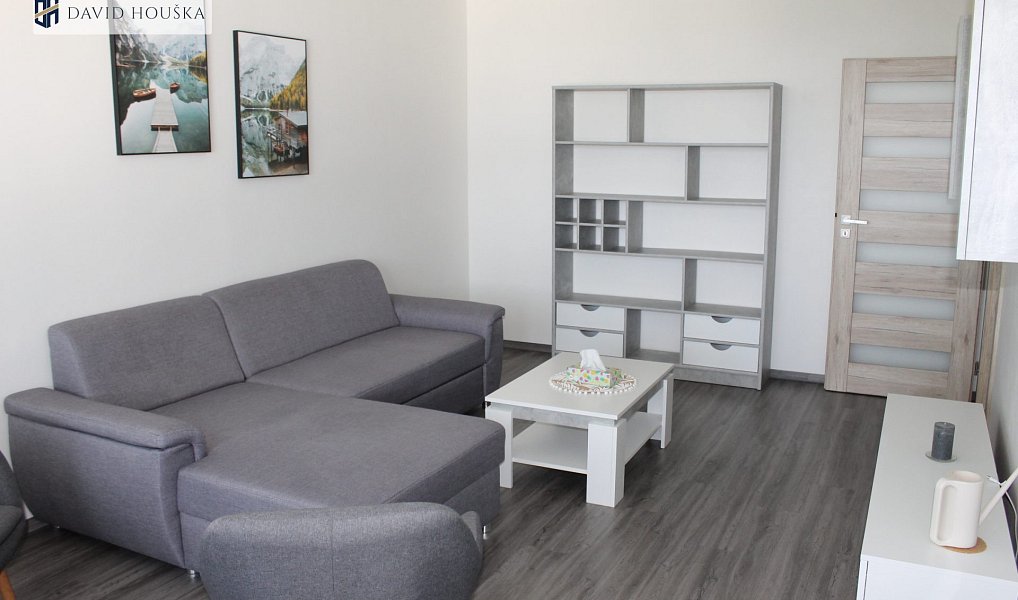Pronájem bytu 2+1 65 m², Jindřichův Hradec – náhled fotky 5