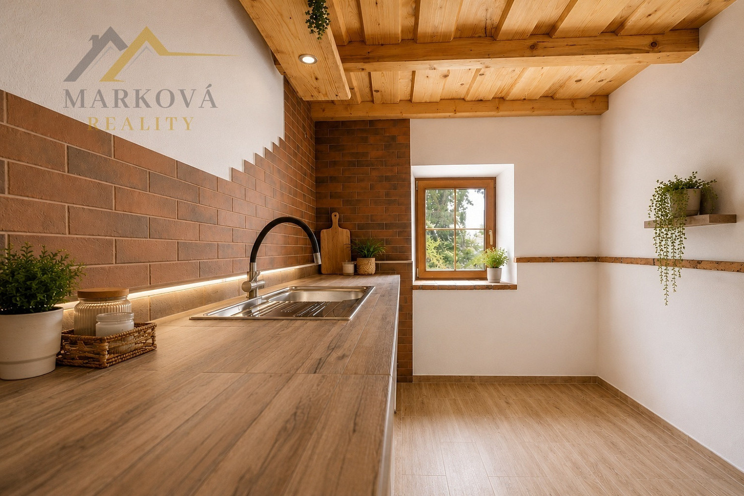 Prodej domu 194 m² s pozemkem 1 228 m² – fotografie 3