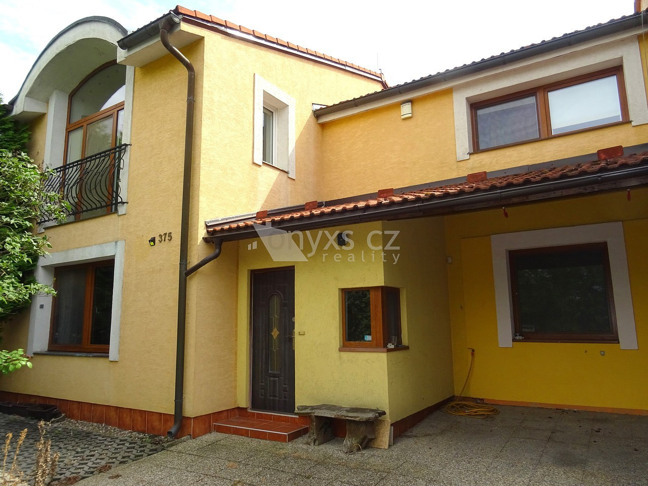 Prodej domu 212 m² s pozemkem 471 m²