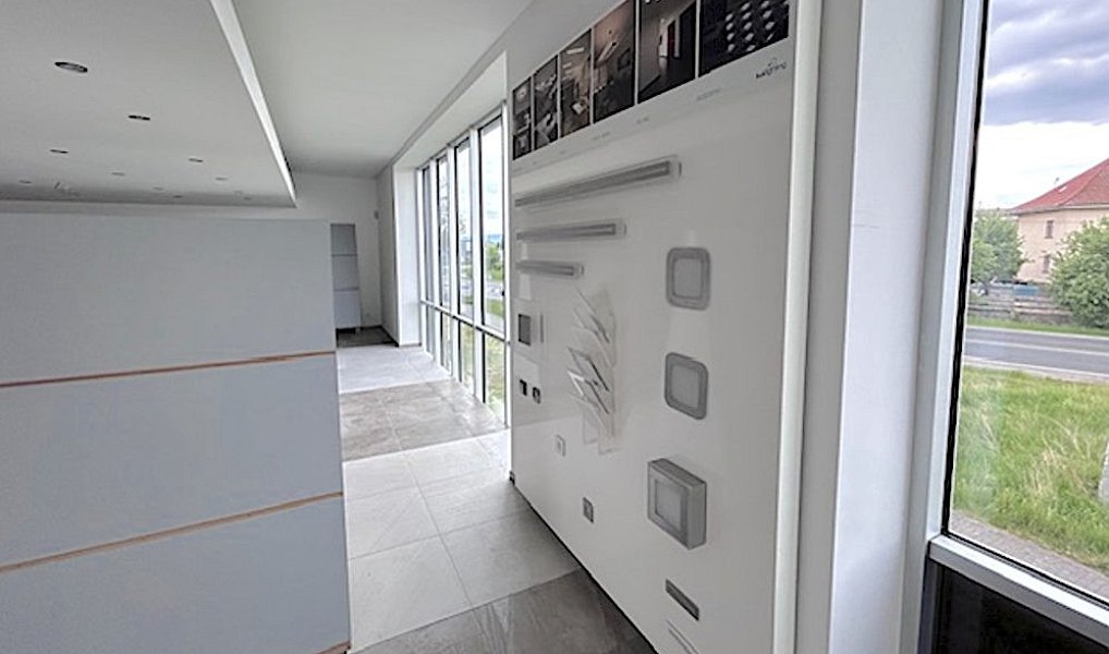 Pronájem kanceláře 360 m², Cheb – náhled fotky 7
