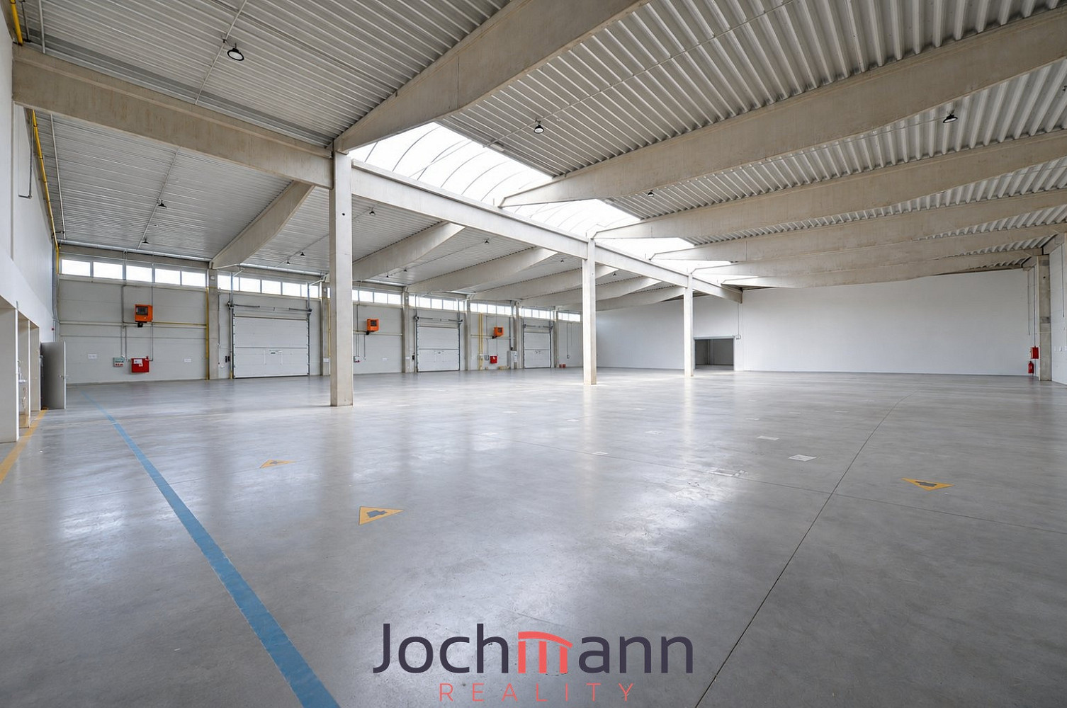 Pronájem skladovacích prostor 2 660 m² – fotografie 2