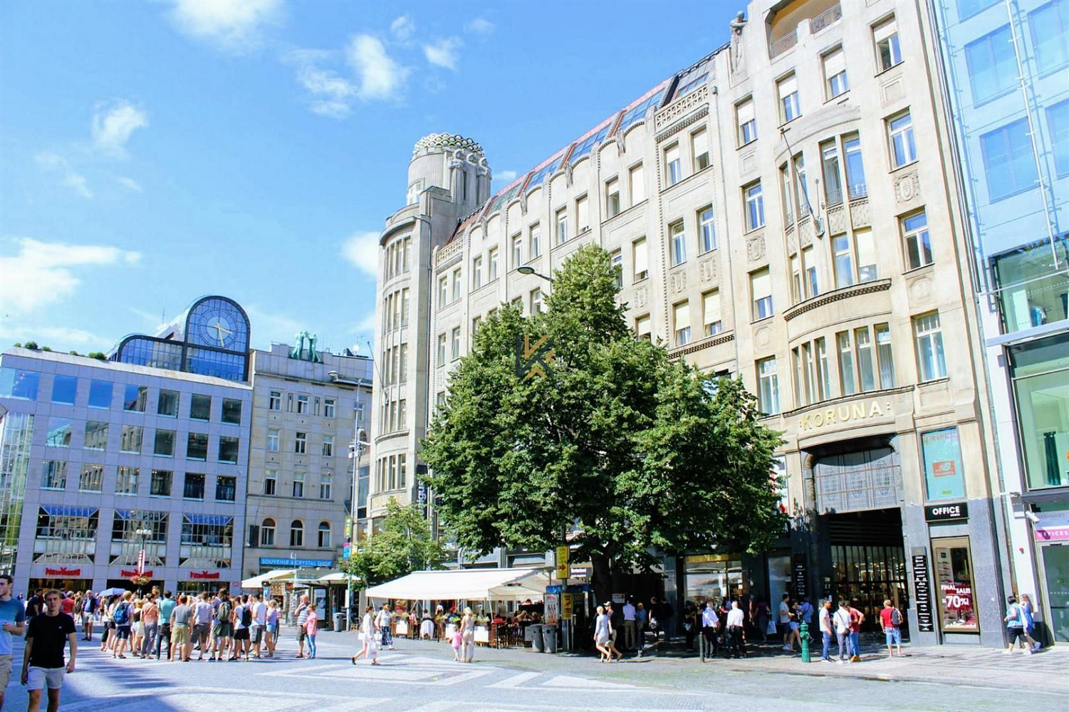 Pronájem obchodních prostor 25 m² Palác Koruna – pohled 2