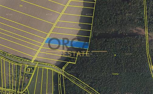 Prodej pole 1 505 m², Zlín