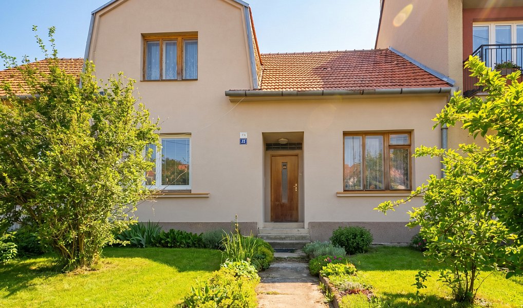 Prodej domu 248 m² s pozemkem 1 439 m², Blansko – fotka 1 z 39