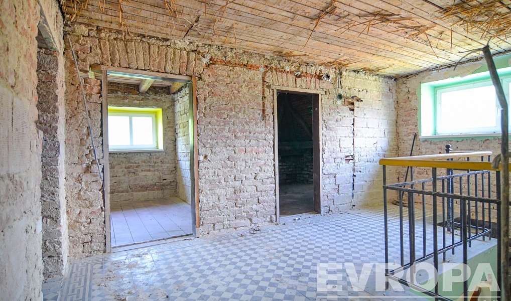 Prodej domu 300 m² s pozemkem 826 m², Břeclav – náhled fotky 36