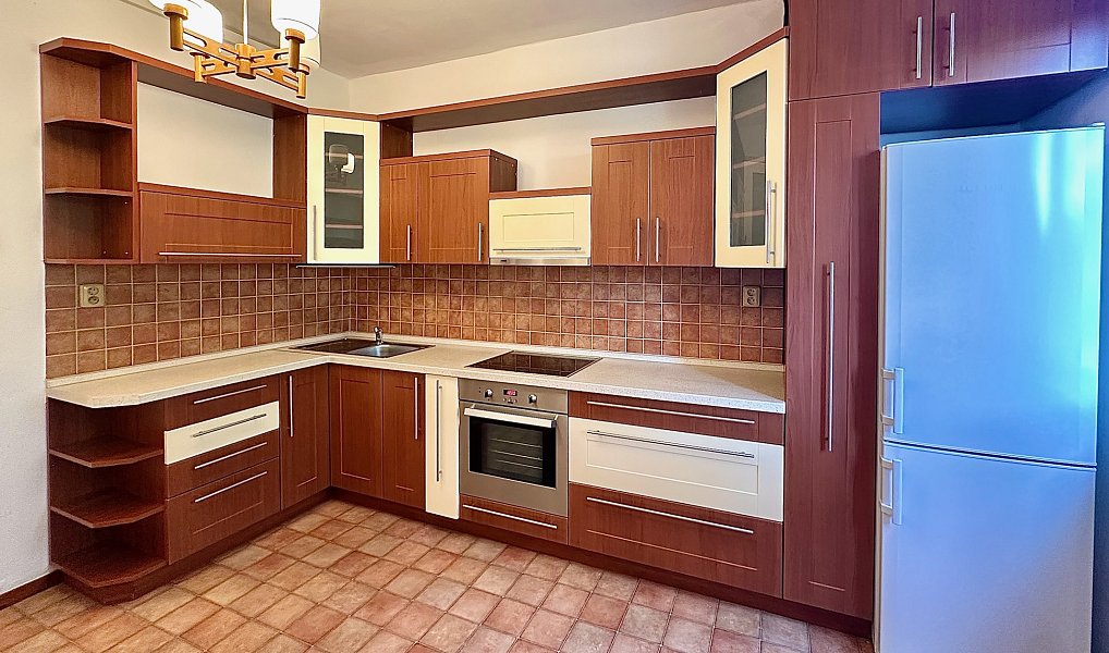 Prodej bytu 2+1 64 m², Praha – fotka 1 z 24