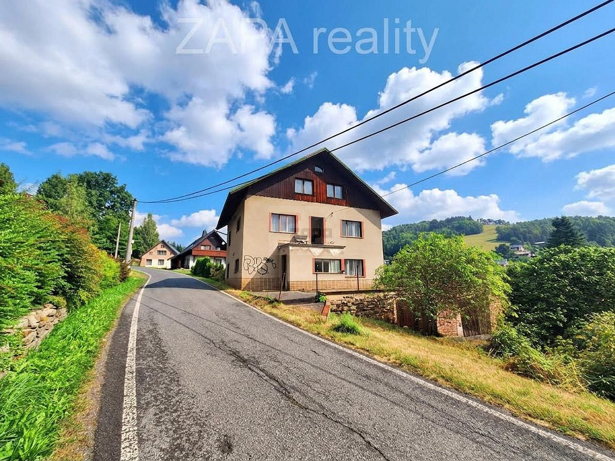 Prodej domu 400 m² s pozemkem 754 m²