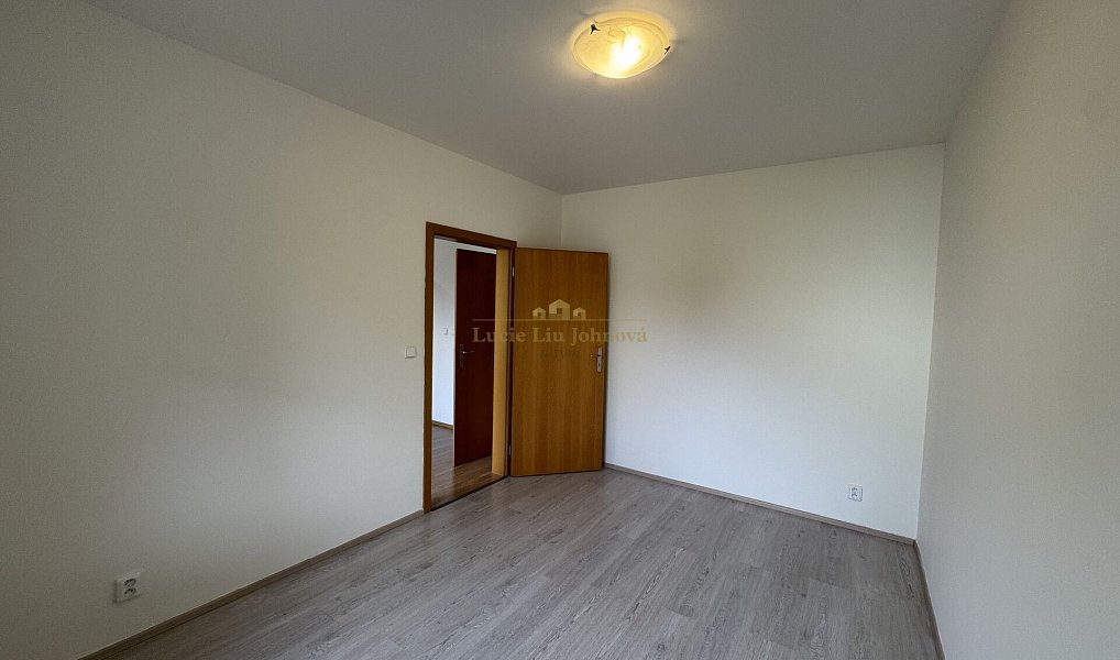 Prodej bytu 2+kk 46 m², Praha – náhled fotky 3