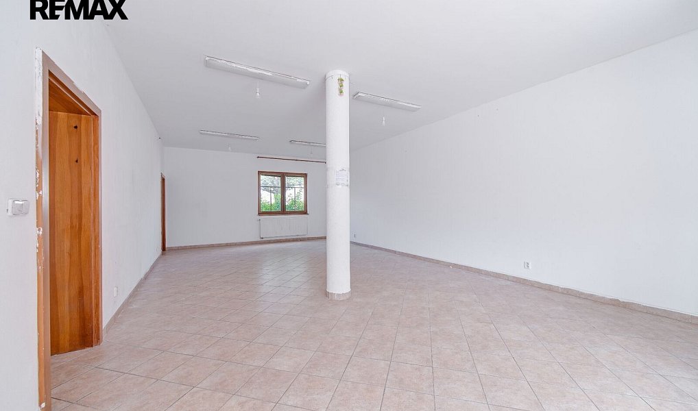Prodej domu 332 m² s pozemkem 104 m², Aš – náhled fotky 4