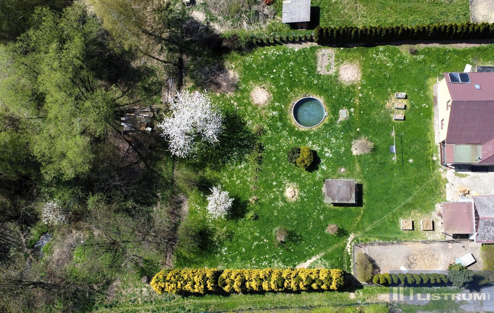 Prodej stavebního pozemku 1 296 m² – fotografie 5
