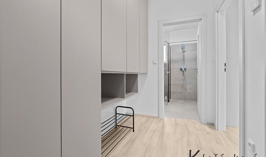 Prodej bytu 1+kk 32 m², Zlín – náhled fotky 4