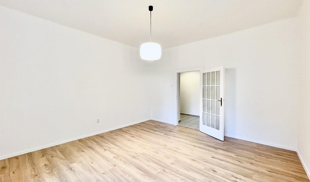 Pronájem bytu 2+kk 52 m², Praha – náhled fotky 4