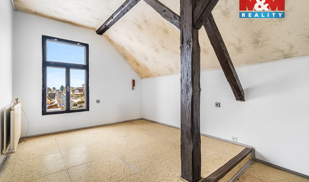 Prodej obchodních prostor 801 m², Studenec – náhled fotky 2