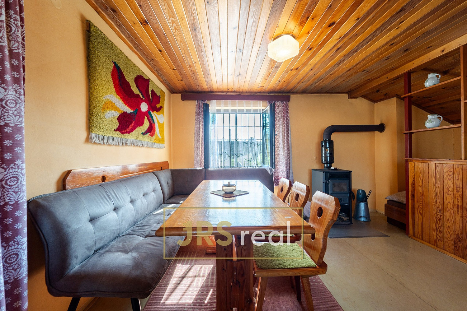 Prodej vinného sklepa s ubytováním a vinicí valtice - úvaly — photo 5
