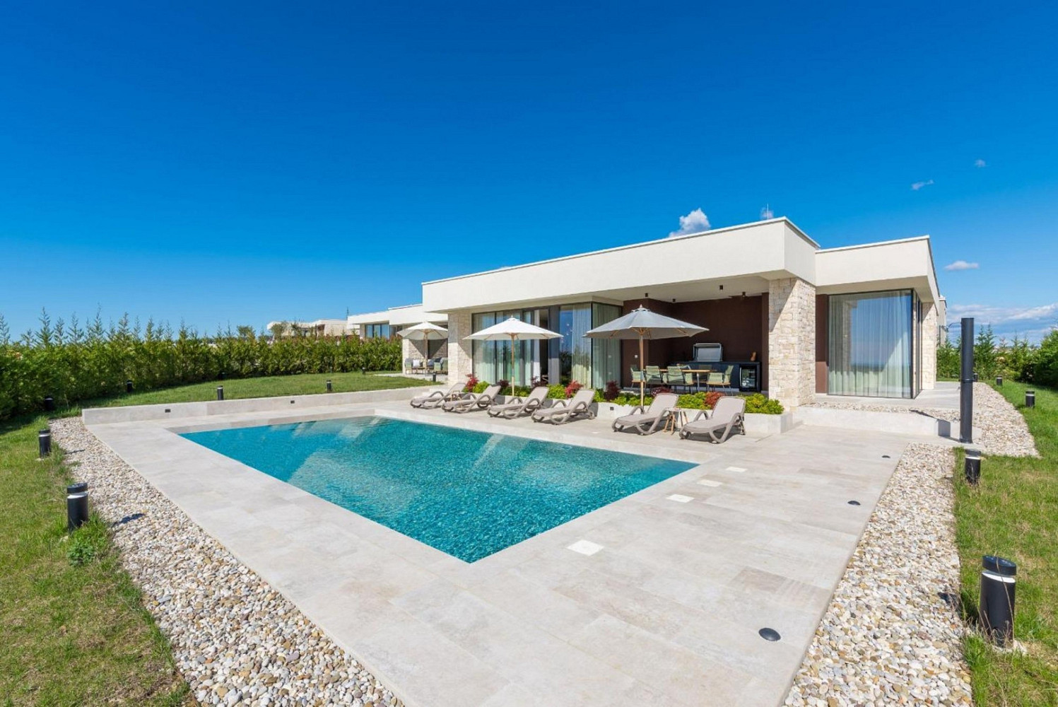 Prodej domu 341 m² s pozemkem 1 151 m²