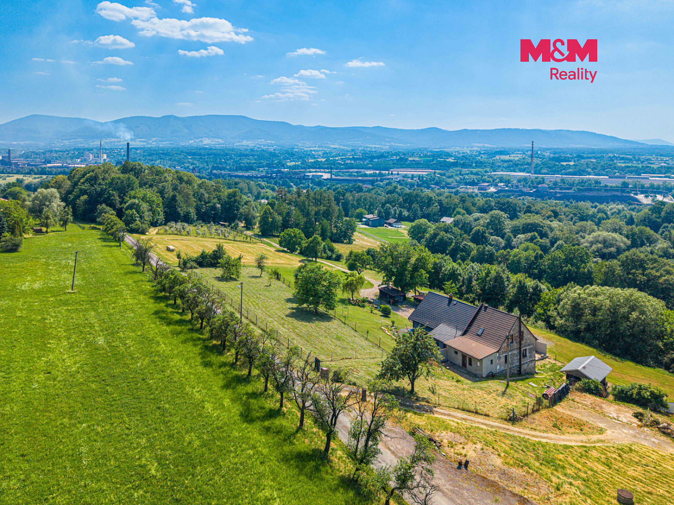 Prodej stavebního pozemku 1 478 m² – fotografie 2