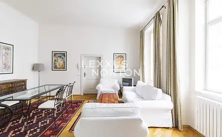 Pronájem bytu 2+1 73 m², Vlašská, Praha 1 - Malá Strana