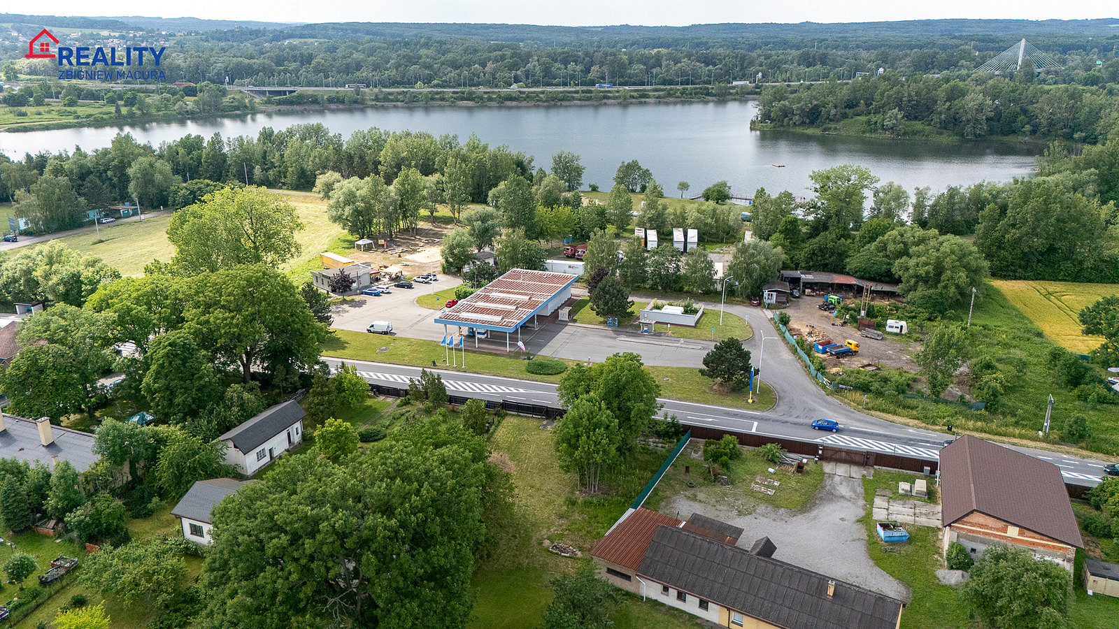Prodej stavebního pozemku 990 m²